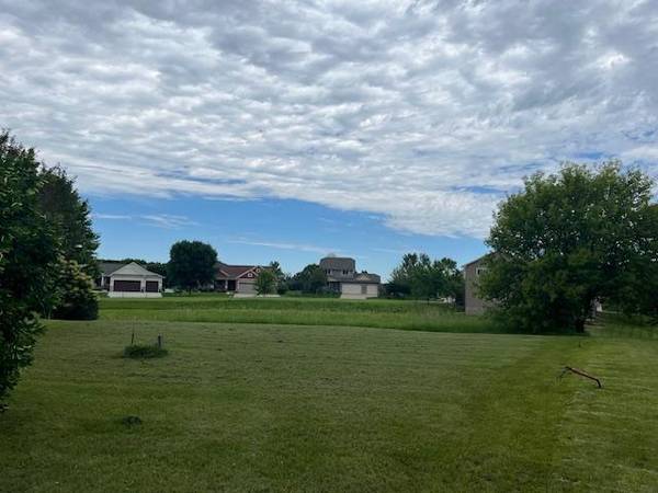 5190 Prairie PT, Mayer, MN 55360