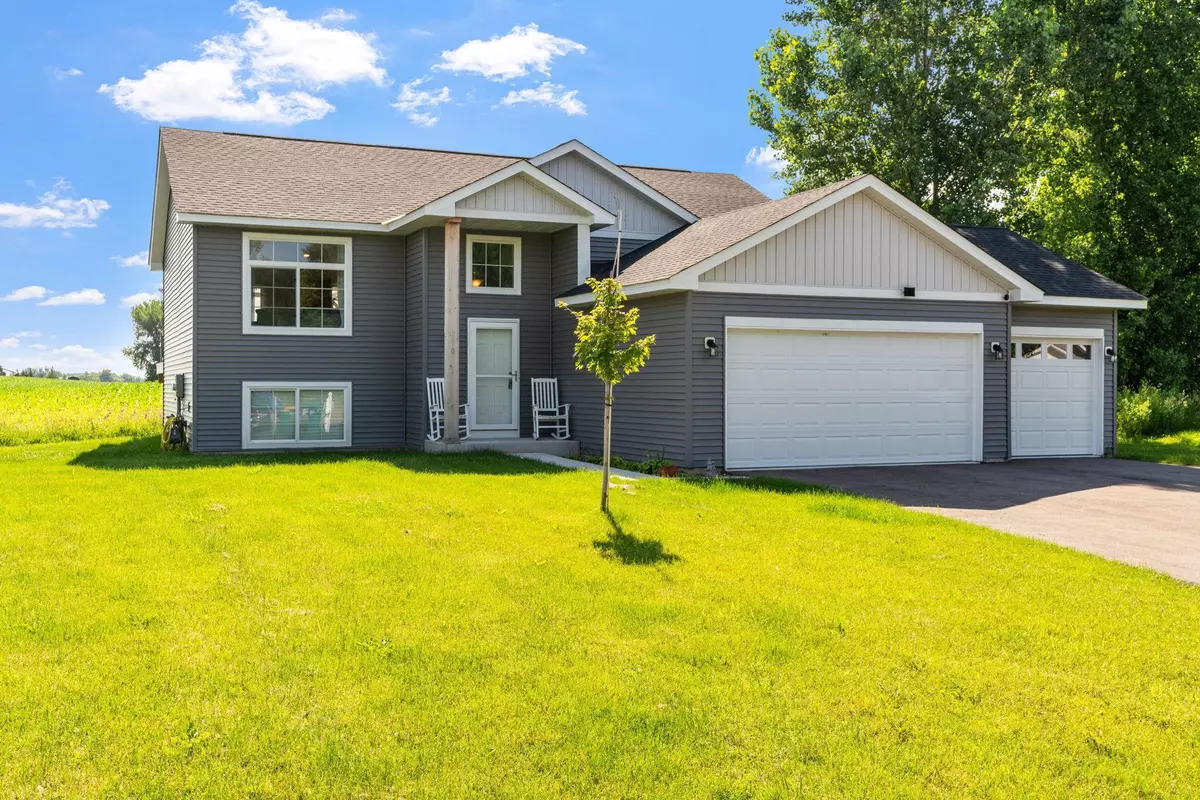 Green Isle, MN 55338,150 Lake Erin DR