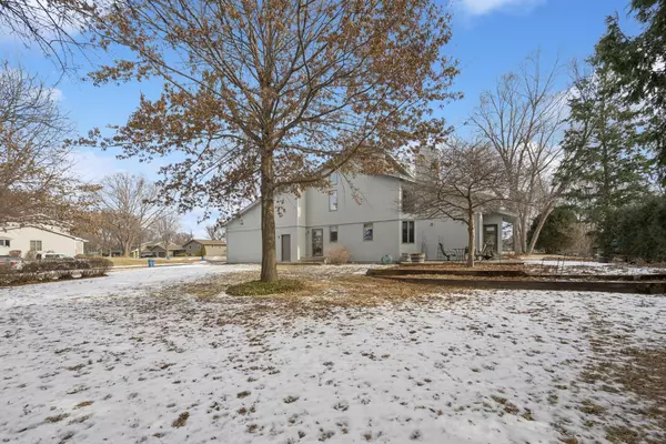 White Bear Lake, MN 55110,4011 Lakehill CIR