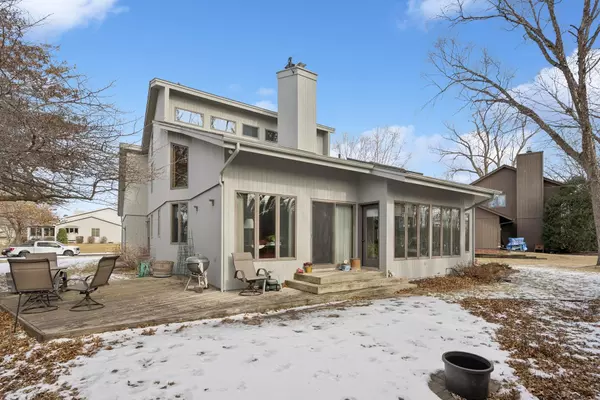 White Bear Lake, MN 55110,4011 Lakehill CIR