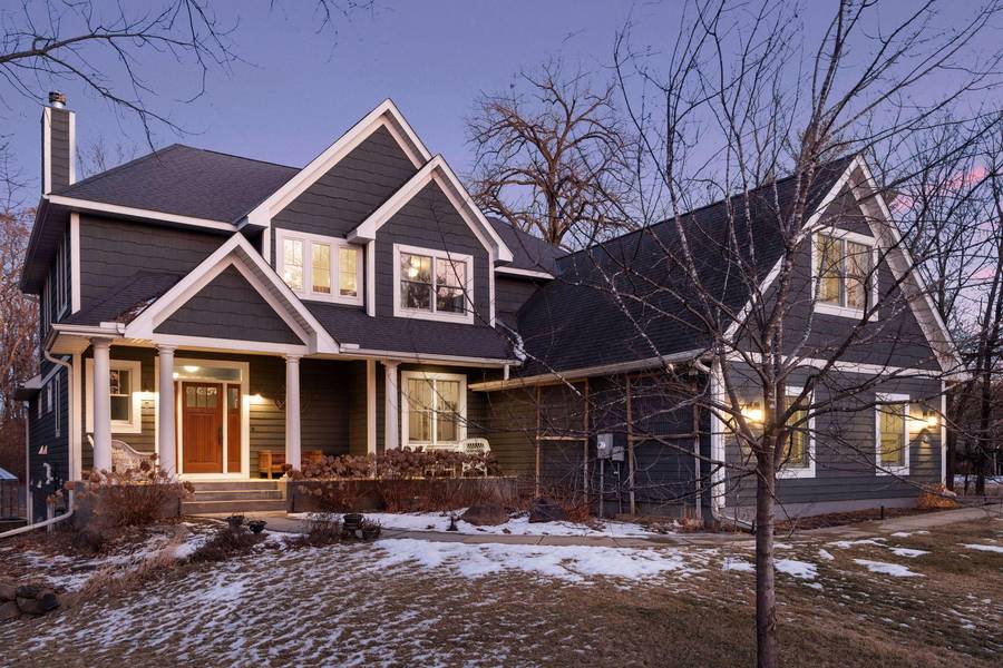 5905 Seamans DR, Shorewood, MN 55331