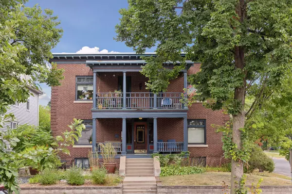 Minneapolis, MN 55405,2125 Harriet AVE