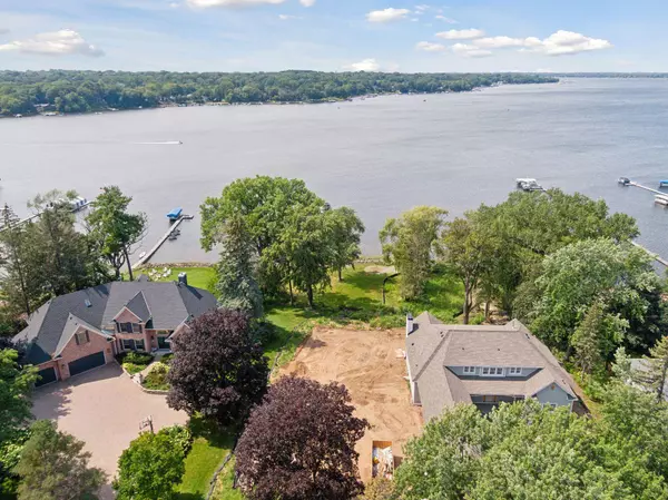 Mahtomedi, MN 55115,33X Park AVE