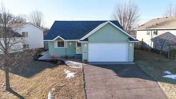 839 Sierra LN, Saint Cloud, MN 56303