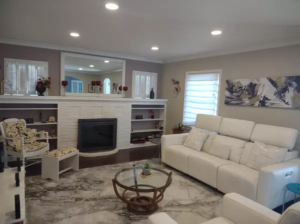 Fergus Falls, MN 56537,619 N Broadway