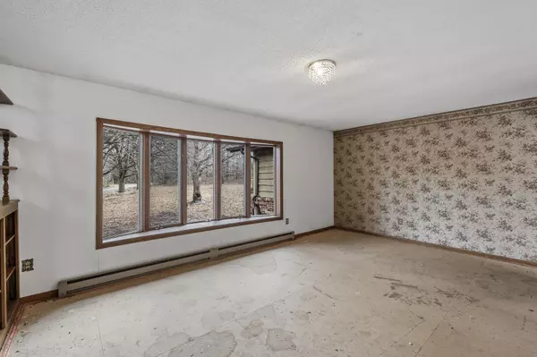 Grant, MN 55082,6720 Lake Elmo AVE N