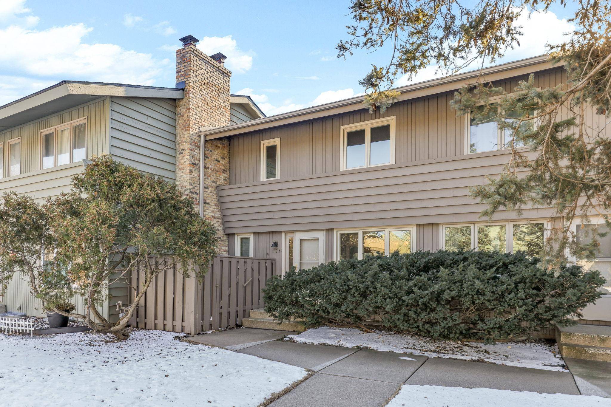 New Brighton, MN 55112,193 Windsor LN