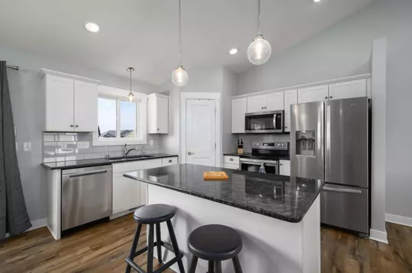 Kasson, MN 55944,903 5th AVE NW