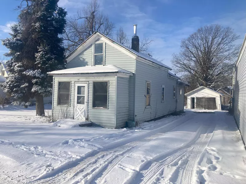 115 S Prentice ST, Clayton, WI 54004