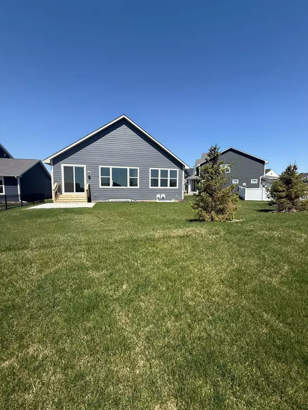 Woodbury, MN 55129,10142 Arrowwood TRL