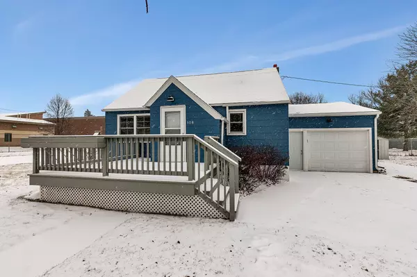 Little Falls, MN 56345,108 4th ST NW