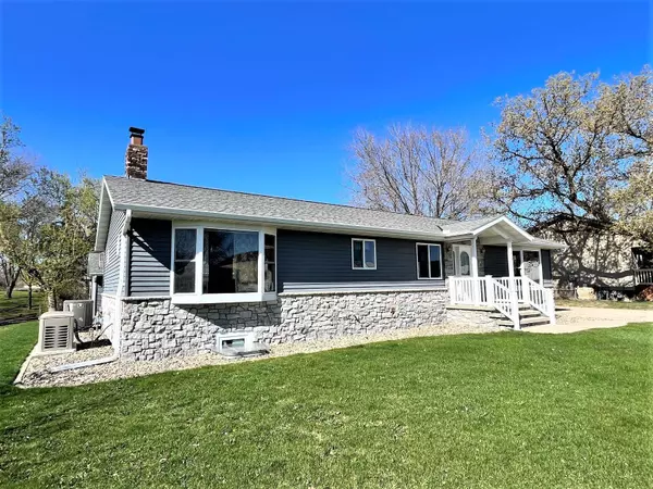 1428 2nd ST S, Sauk Centre, MN 56378