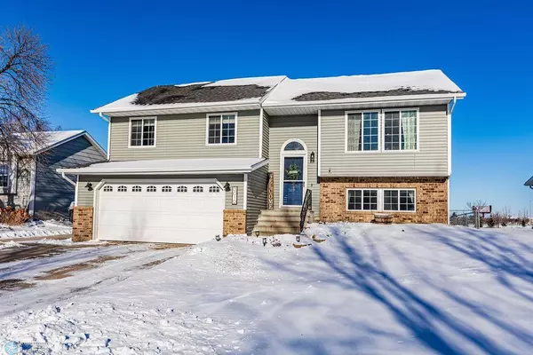 3010 Village Green Drive W LOOP,  Moorhead,  MN 56560