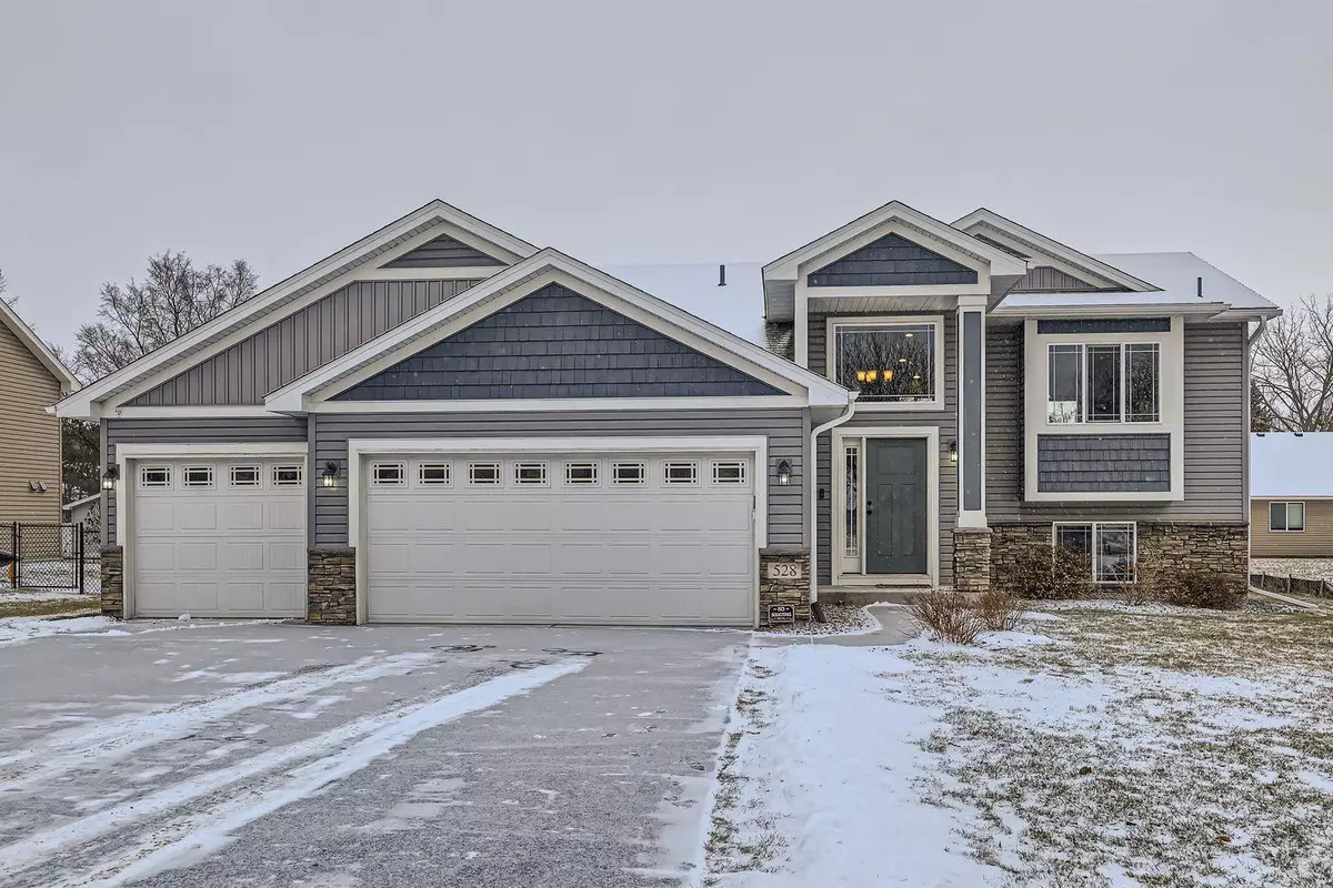 Lino Lakes, MN 55014,528 Arlo LN