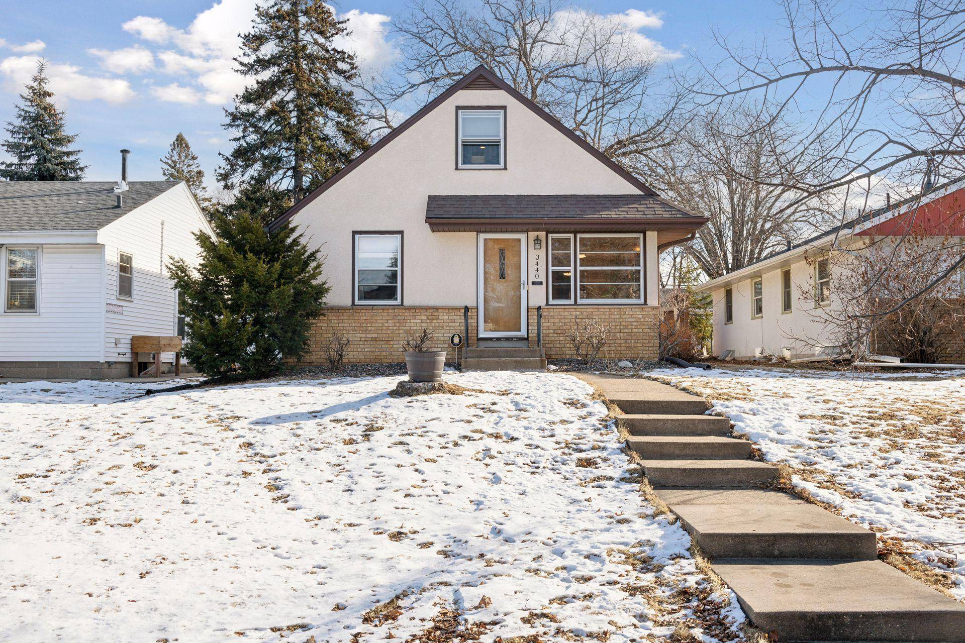 3440 Lee AVE N,  Crystal,  MN 55422