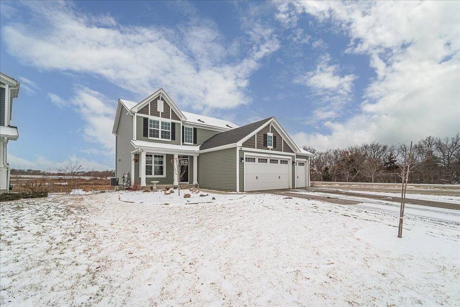 7191 Ridge Creek TRL, Shakopee, MN 55379