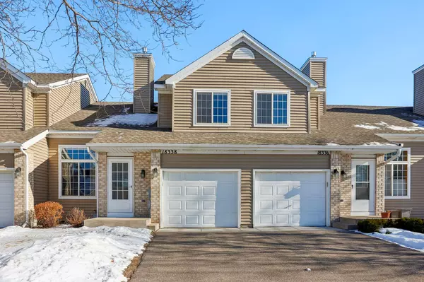 18338 Coneflower LN, Eden Prairie, MN 55346