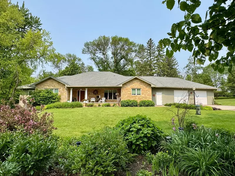 12326 Falk TRL, Northfield, MN 55057