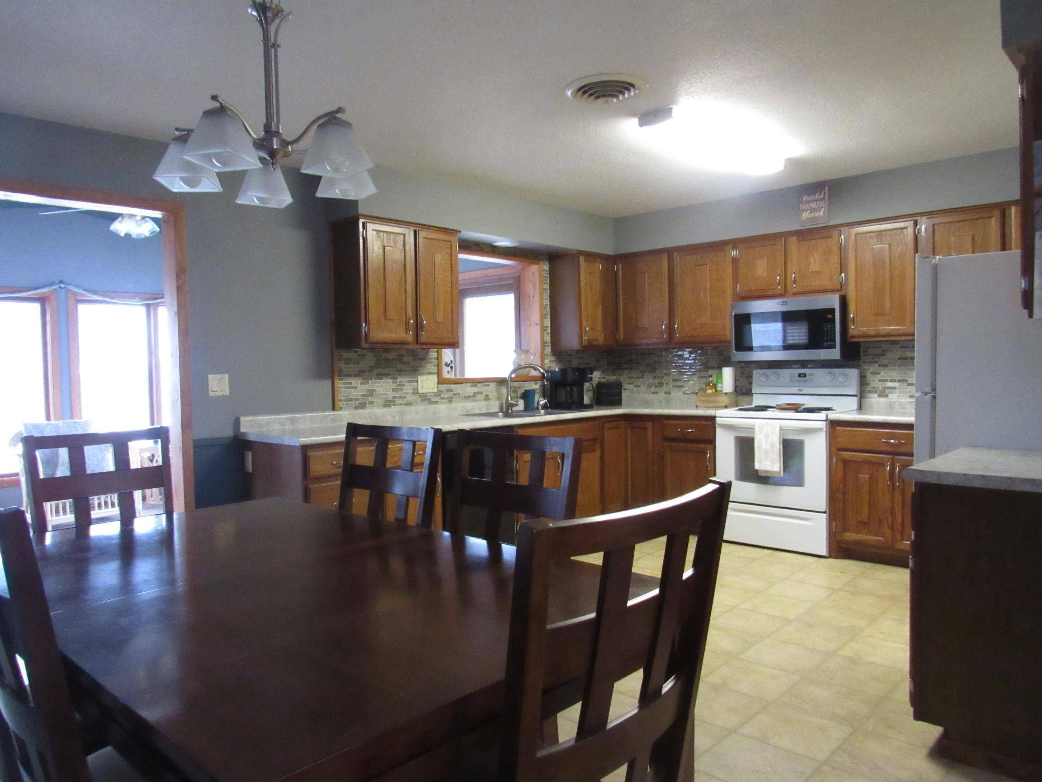 Fulda, MN 56131,208 7th ST NE
