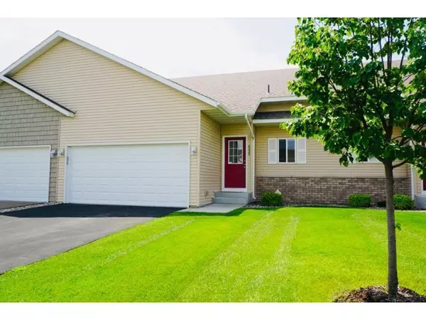 4228 Rymark CT, Shakopee, MN 55379