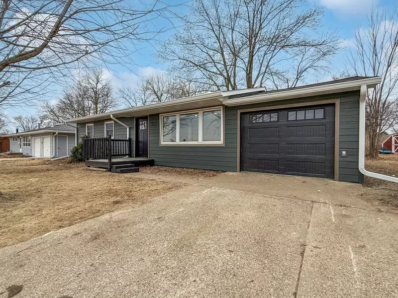 922 S State ST, Fairmont, MN 56031