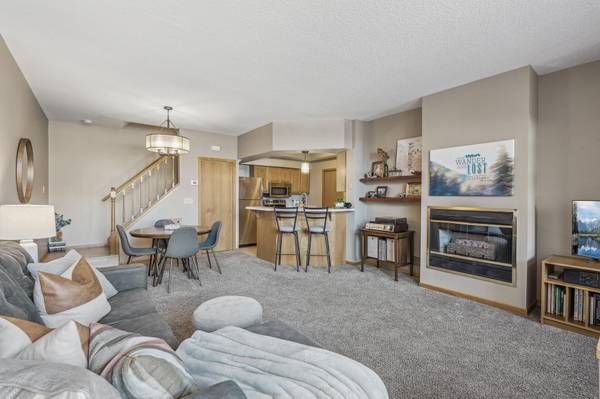 538 Lovell AVE #2, Roseville, MN 55113