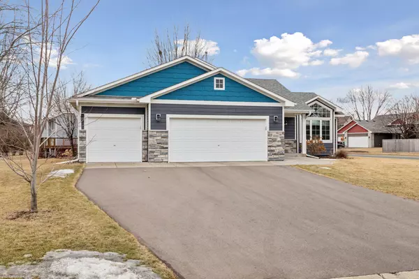 Blaine, MN 55449,10986 Urbank CT NE