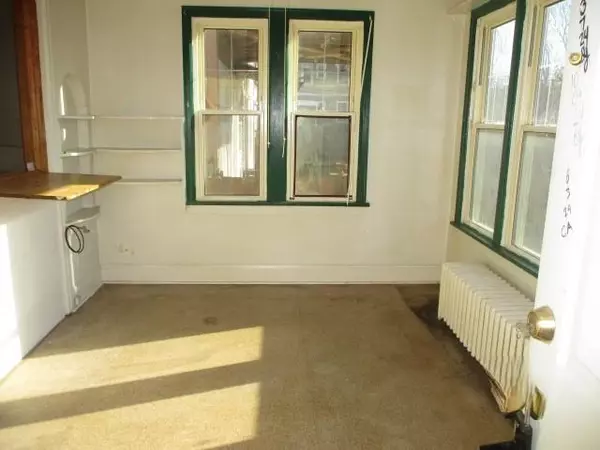 Saint Paul, MN 55104,1006 Laurel AVE