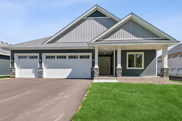 6318 Goodwin LN, Wyoming, MN 55092