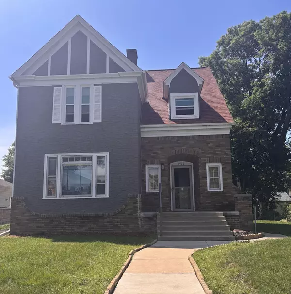 1423 Penn AVE N, Minneapolis, MN 55411