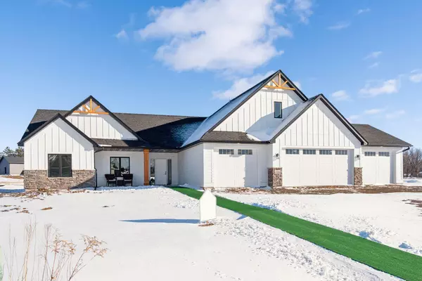 Ham Lake, MN 55304,15383 Vermillion ST NE
