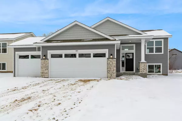 803 Erickson LN, Buffalo, MN 55313