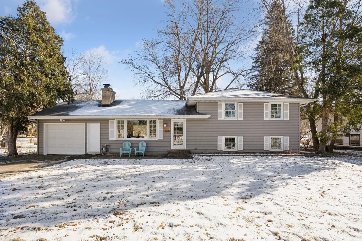 Plymouth, MN 55441,400 Forestview LN N
