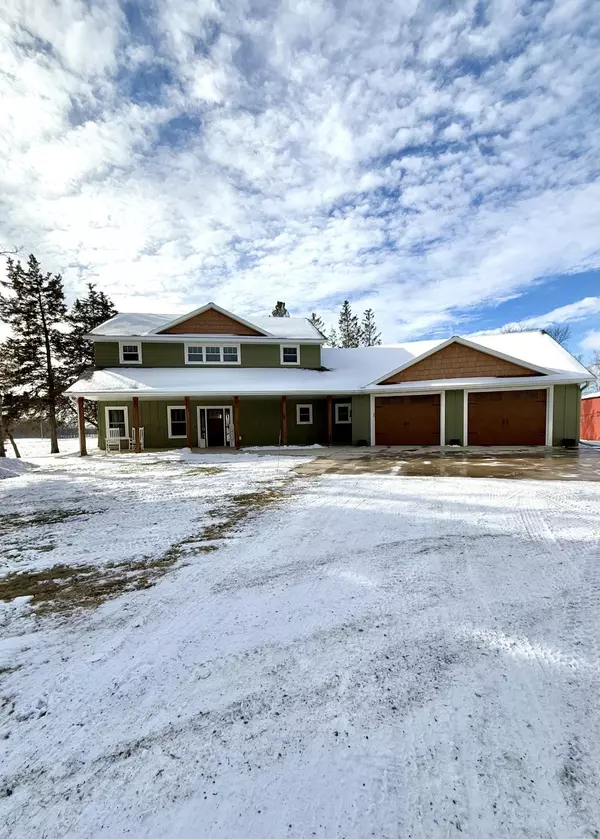 39089 County Road 3, Avon, MN 56310