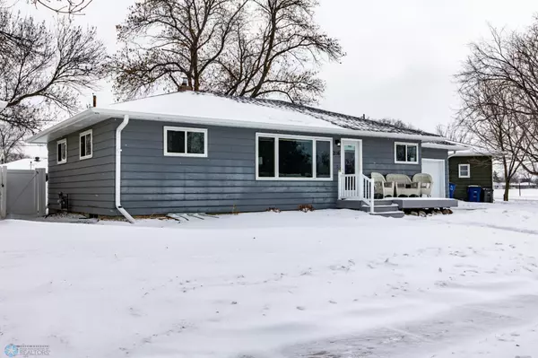 2116 4th ST S,  Moorhead,  MN 56560