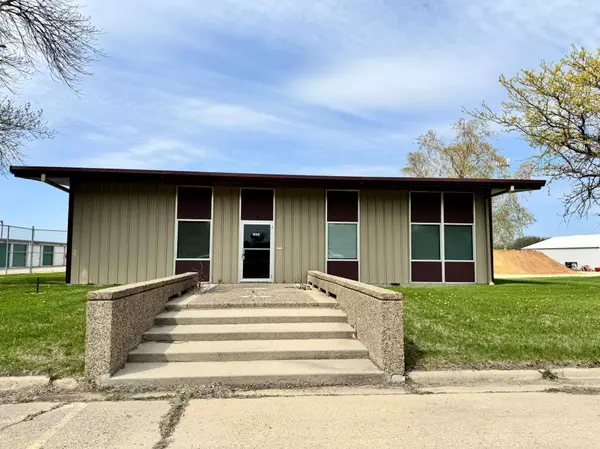 Marshall, MN 56258,800 W College Drive