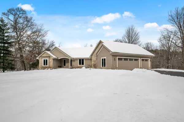 Isanti, MN 55040,27166 Bayshore CIR NW