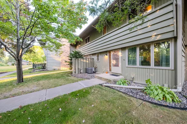 New Brighton, MN 55112,285 Windsor LN