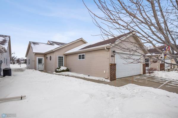 2837 35th ST S, Moorhead, MN 56560