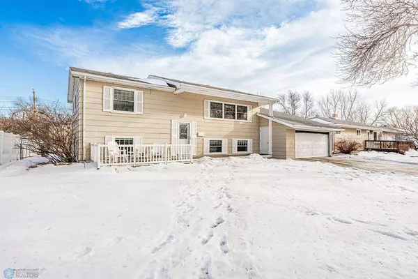 West Fargo, ND 58078,324 Cherry CT