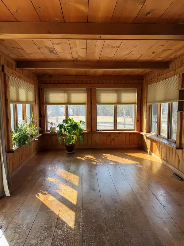 Montgomery, MN 56069,602 2nd ST NE