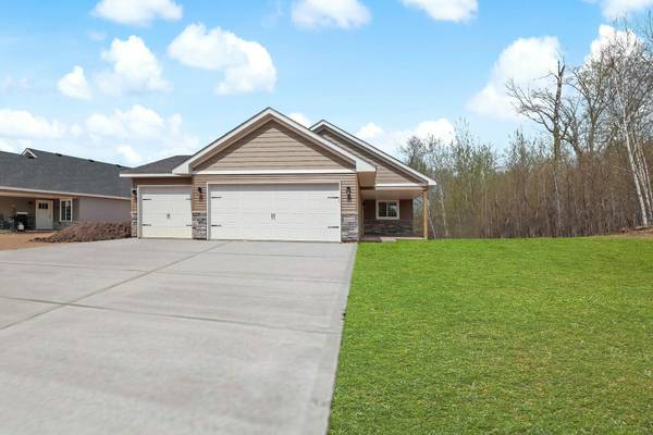 2024 Reuss Pkwy, Saint Croix Falls, WI 54024