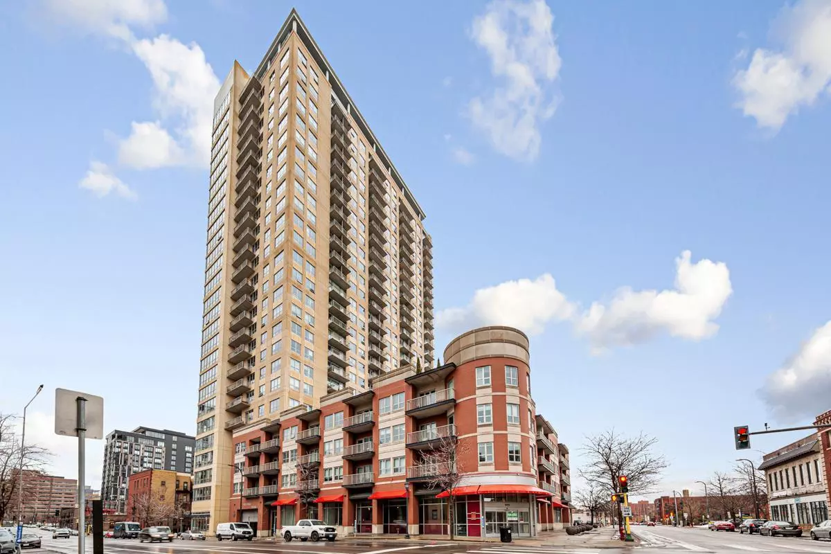 Minneapolis, MN 55404,929 Portland AVE #406