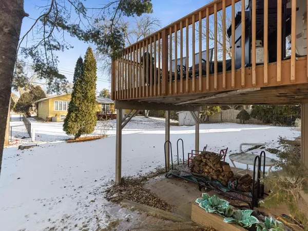 New Hope, MN 55427,8716 Hopewood LN N