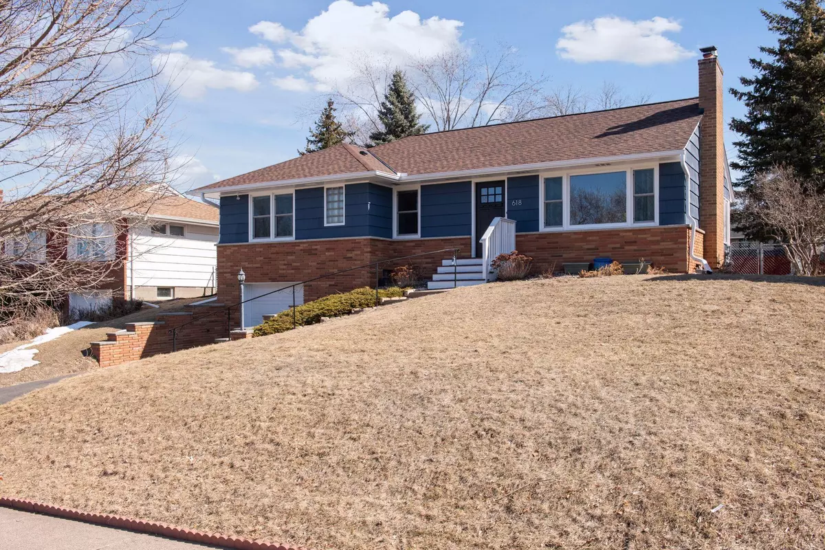 Saint Paul, MN 55116,618 Brimhall ST