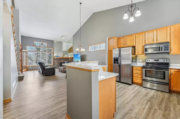 Chanhassen, MN 55317,948 Kimberly LN