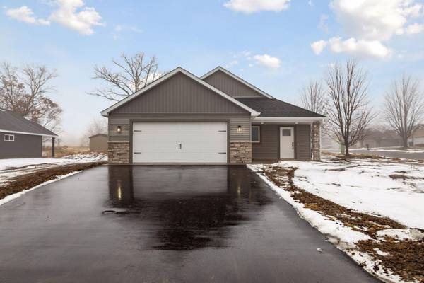 199 Pintail ST, Baldwin, WI 54002