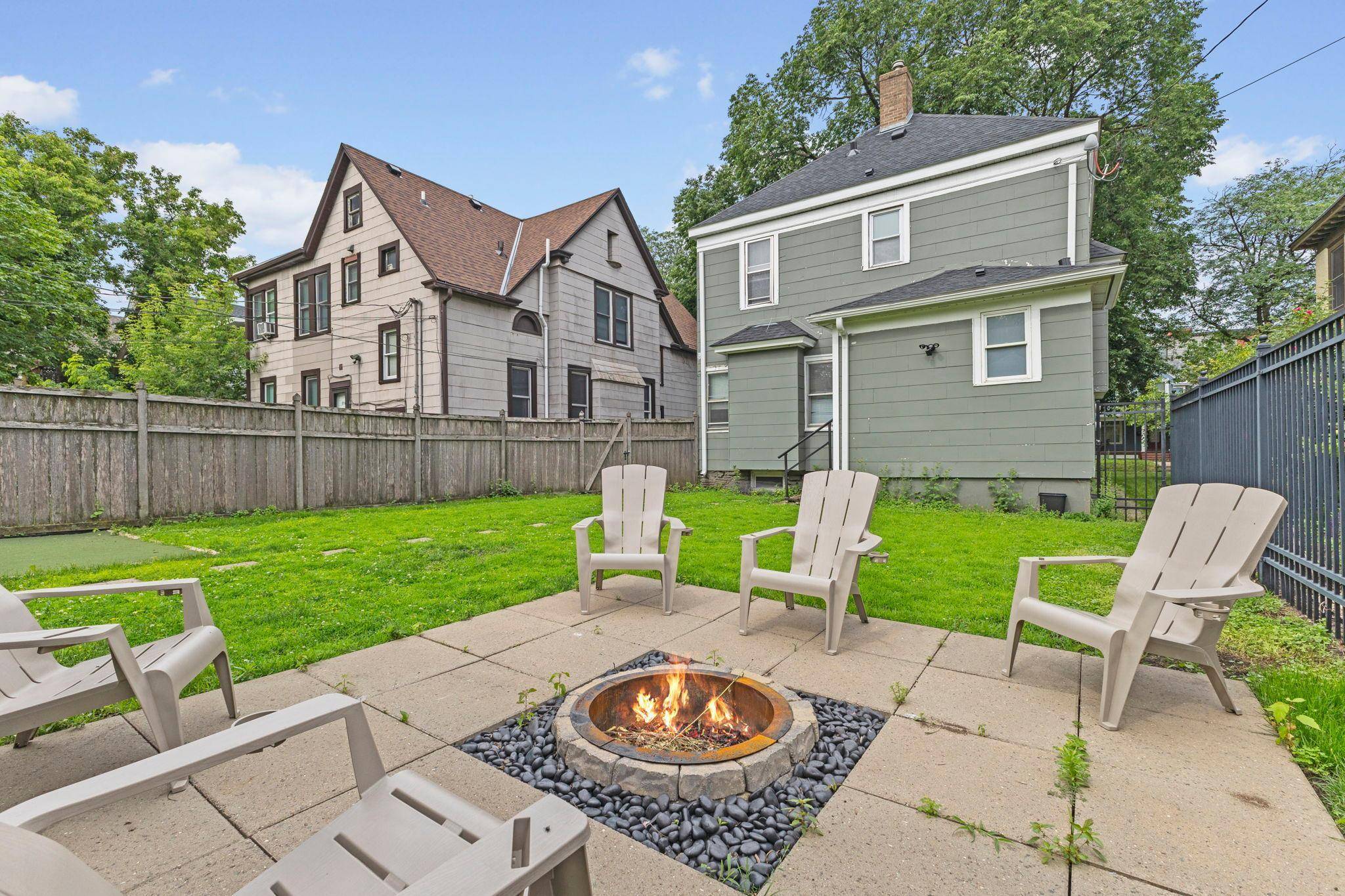 Minneapolis, MN 55408,2707 Fremont AVE S