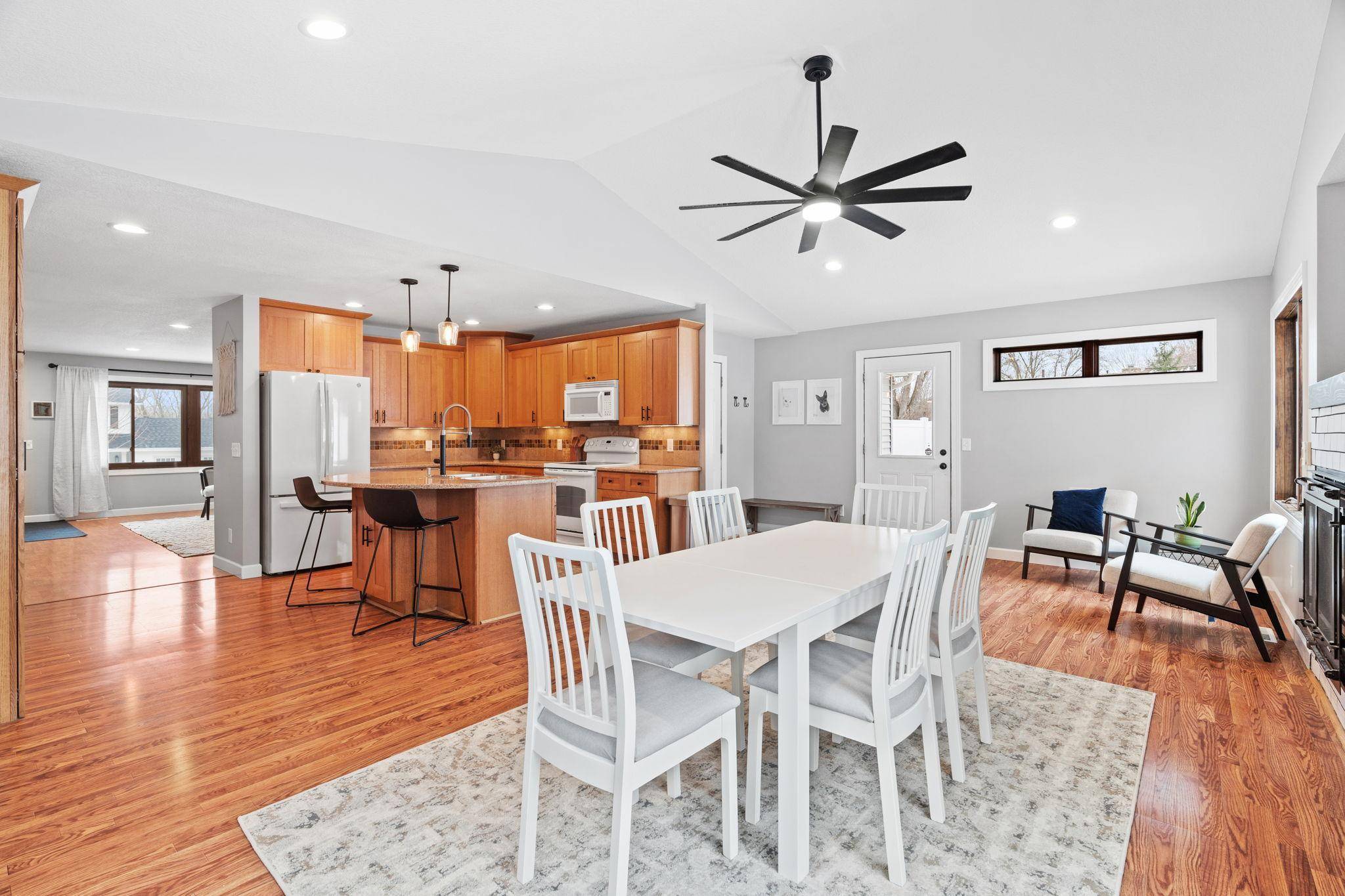 Maple Grove, MN 55311,7001 Empire LN N