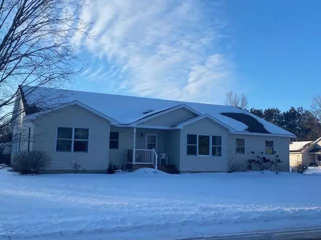 Mora, MN 55051,601 Stewart CT